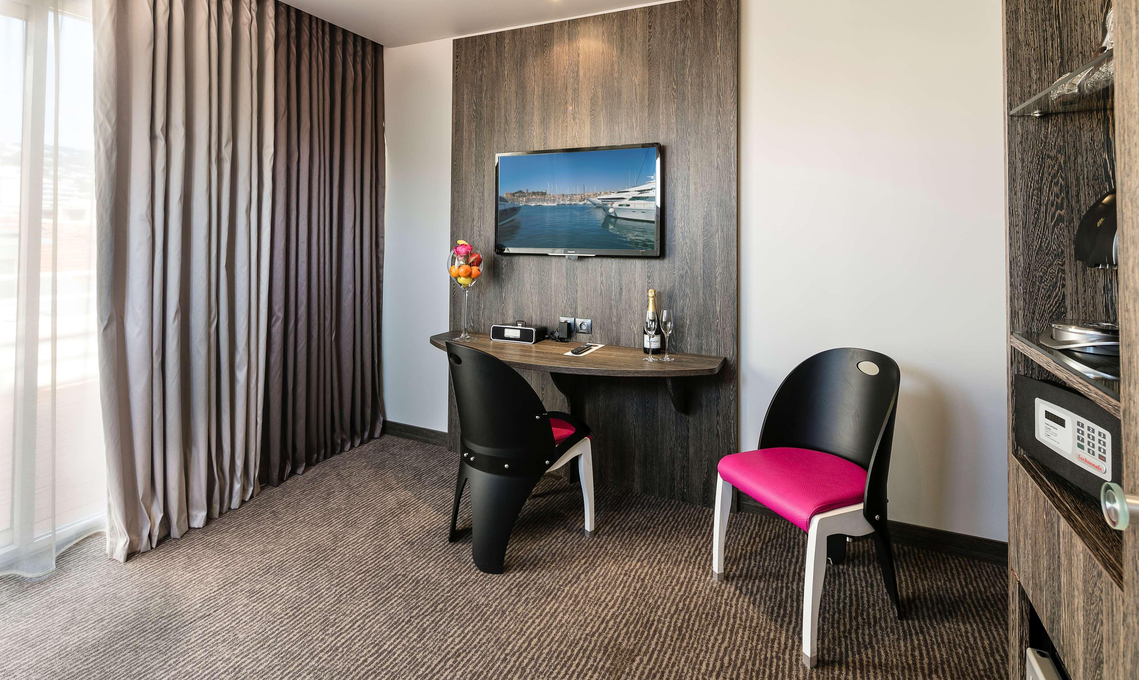Best Western Premier Le Patio Des Artistes Wellness Jacuzzi Канни Екстер'єр фото